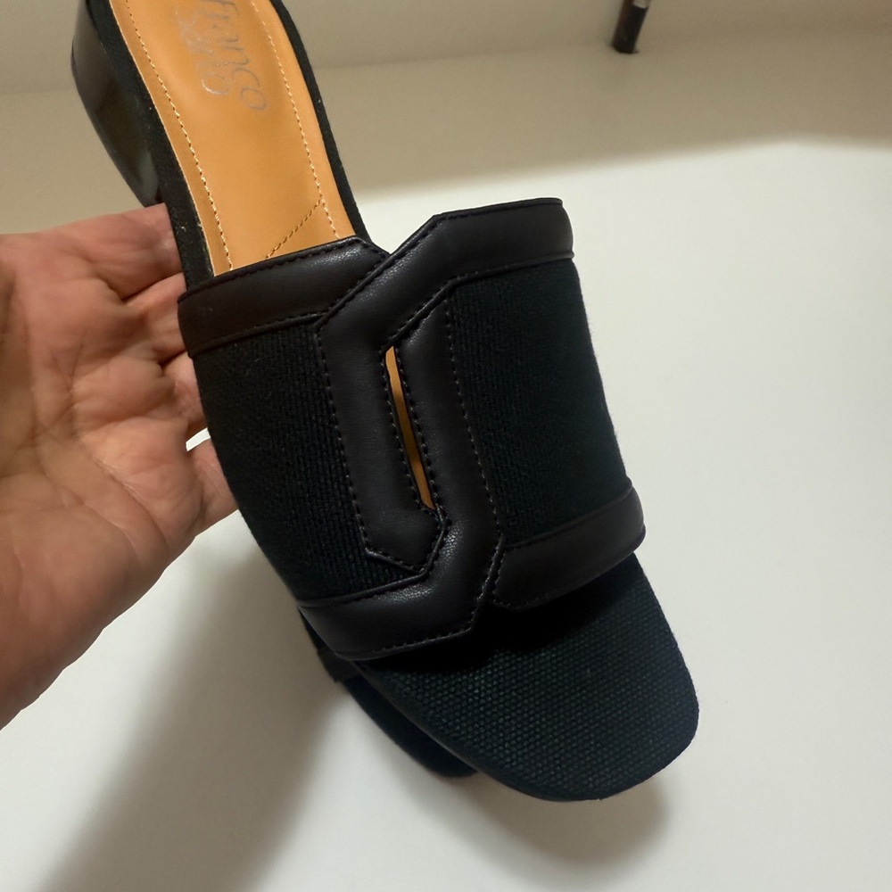 Franco Sarto Black Mules in excellent condtion